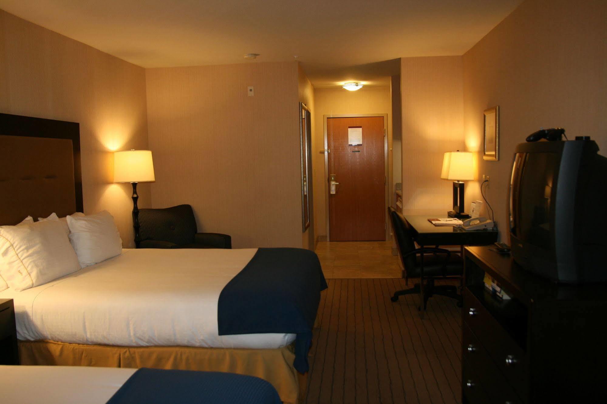 Holiday Inn Express Seattle - Sea-Tac Airport By Ihg SeaTac Δωμάτιο φωτογραφία